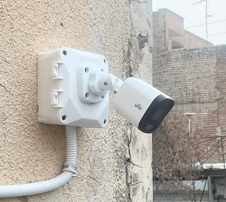 دوربین بولت 2 مگاپیکسل وارملایت توربو اچ دی یونی ویو مدل B112-F28-W با گارانتی 27 ماهه یونیک